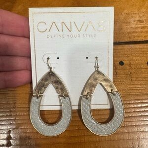BNWT Earrings